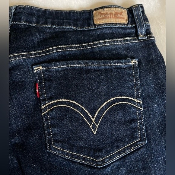 Levis 518 superlow bootcut  Size 13M/31 Color Blue for women’s - Picture 10 of 16